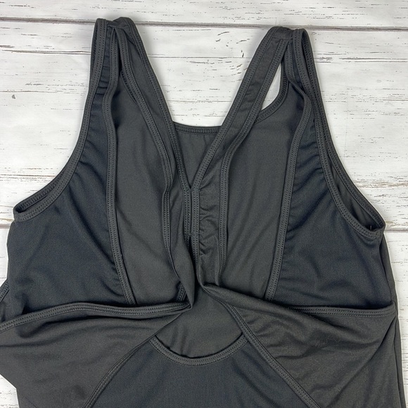 SHEIN Black Mesh Racerback Athletic Tank - Picture 3 of 7